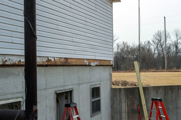 House Foundation Leveling in Glenview